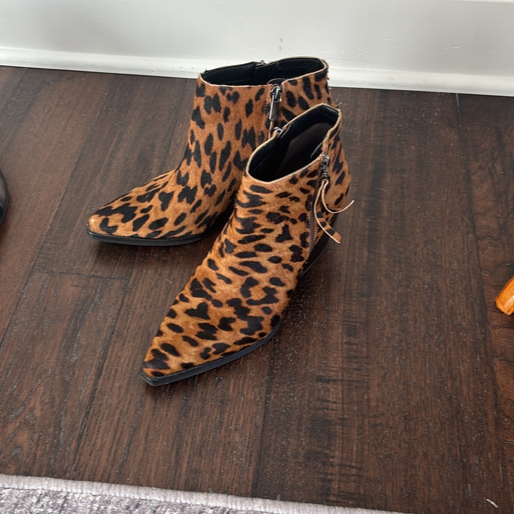Anthropologie Sam Edelman Walden Half Hair Leopard Booties 8 - Picture 5 of 8